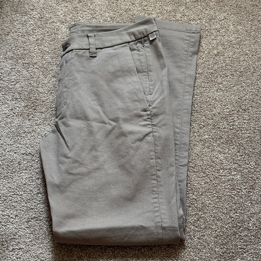 lululemon athletica Men's Chinos